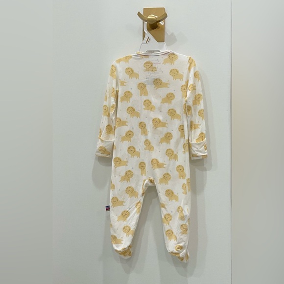 🔴 MAGNETIC ME  PRIDE AND JOY Cream Lion Print Kids Footie🔴 - Picture 5 of 8